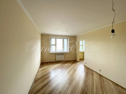 Москва, 6-ти комнатная квартира, ул. Академика Анохина д.9 к 1, 45000000 руб.