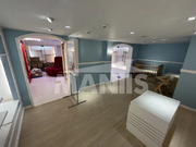 Продажа Торгового помещения на первой линии, 138000000 руб.