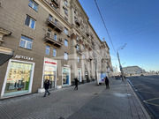 Продажа Торгового помещения на первой линии, 138000000 руб.